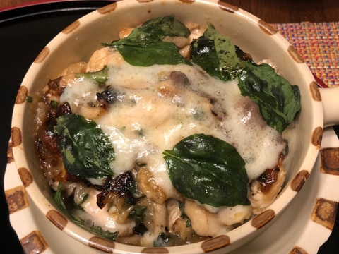 鶏胸肉と3種キノコのチーズ焼き シナモンバジル添え レシピ 作り方 By いつちやんk 楽天レシピ 鶏胸肉と3種キノコのチーズ焼き シナモンバジル添え レシピ 作り方 By いつちやんk 楽天レシピ